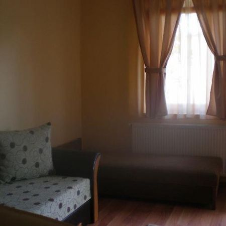Tornacos Apartmanhaz Sárospatak Exterior foto